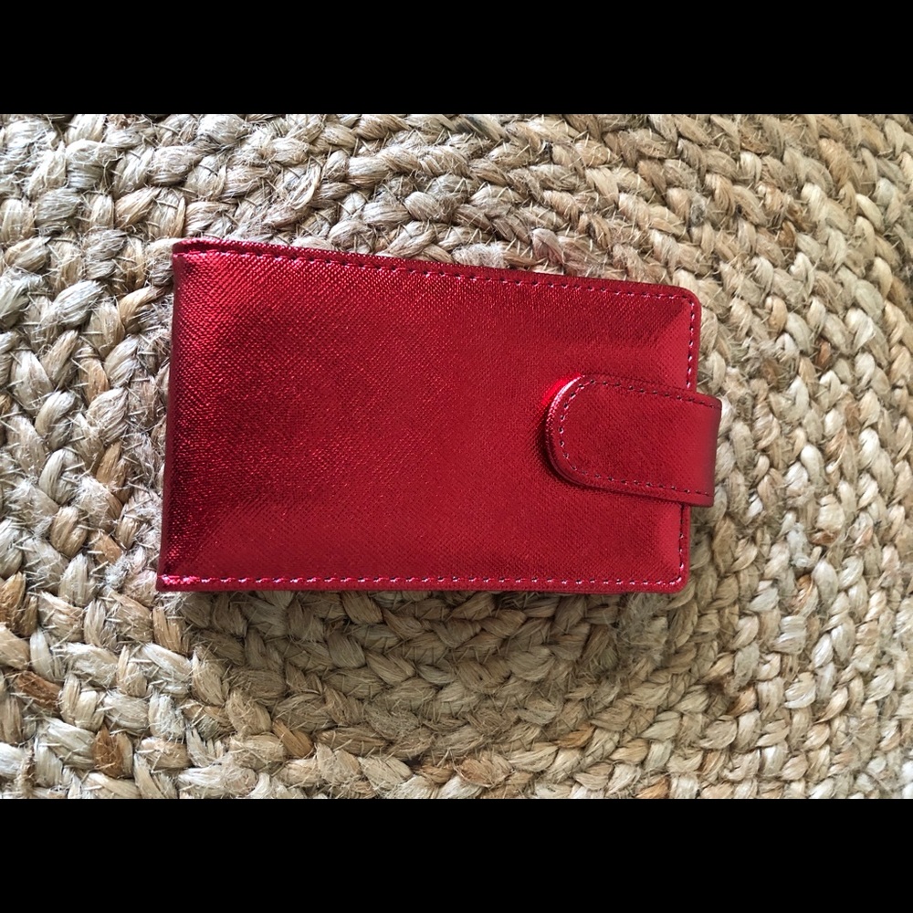 Lipgloss holder w/ mirror